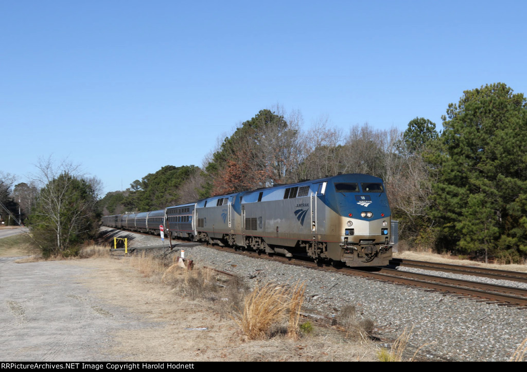 AMTK 180 leads train P092-09